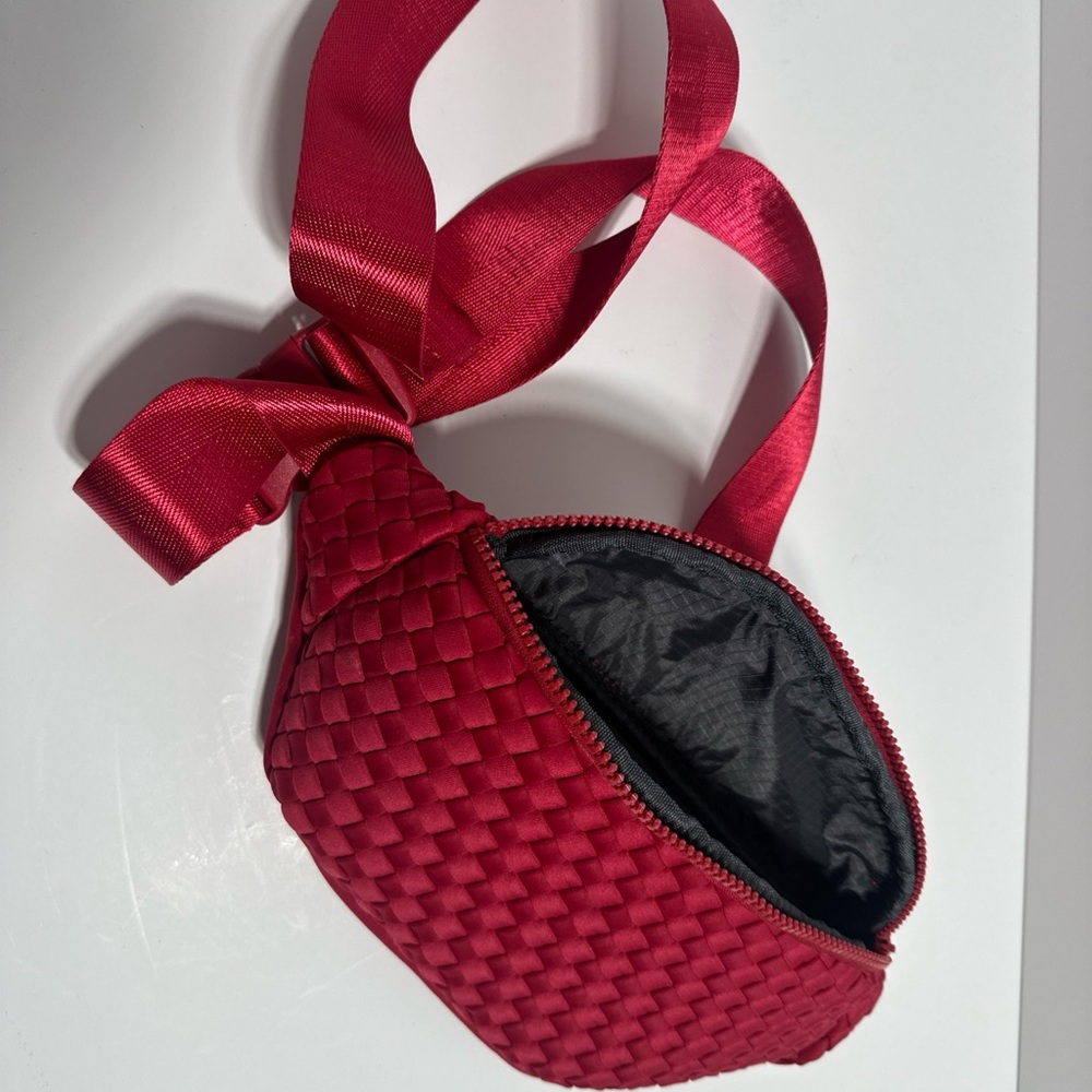 Sol and Selene Aim High Woven Belt Bag